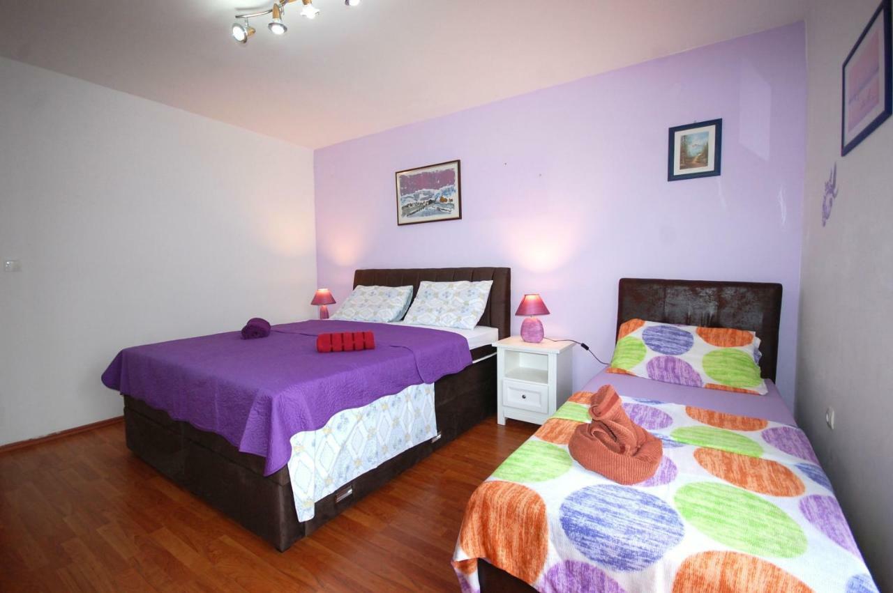 Apartment Mladan By El-Pi Tours Нивице Экстерьер фото